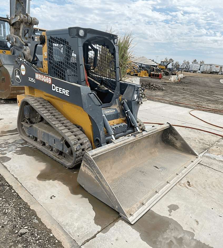2024 John Deere 325G
